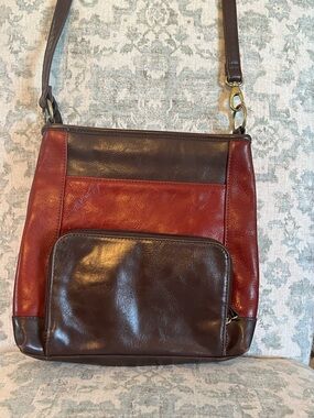 Tignanello Red/Brown Leather Shoulder Bag with Zip Closure and Outer Pockets